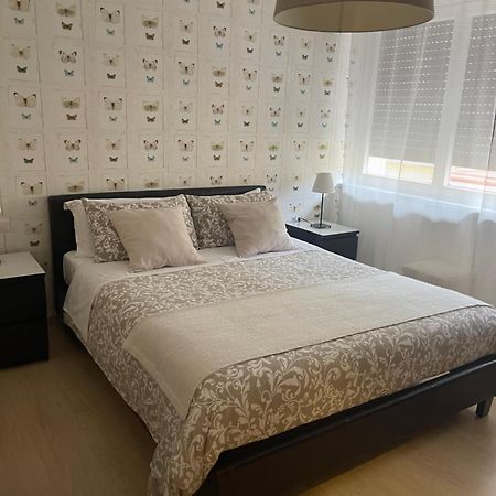 Bernini 20 Bed & Breakfast Napoli Bagian luar foto