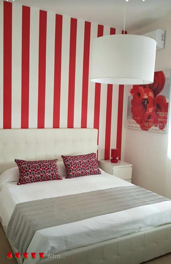 Bernini 20 Bed & Breakfast Napoli Bagian luar foto